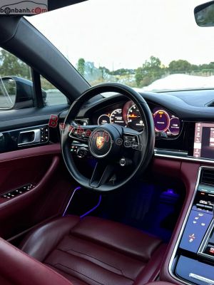 Xe Porsche Panamera 3.0 V6 2020