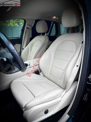 Xe Mercedes Benz GLC 200 2020
