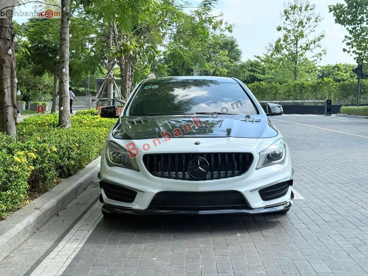 Mercedes Benz CLA 45 AMG 4Matic 2015