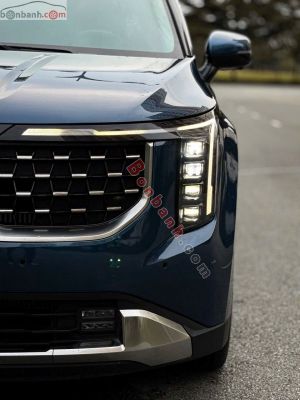 Xe Kia Carnival Signature 2.2D 2024