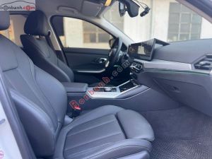Xe BMW 3 Series 320i Sport Line 2024