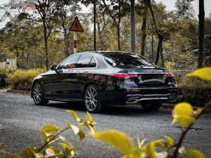 Xe Mercedes Benz E class E300 AMG 2021